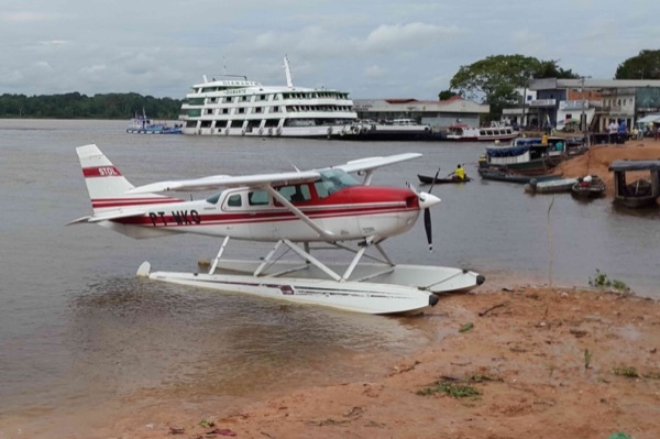 The float plane on the river.